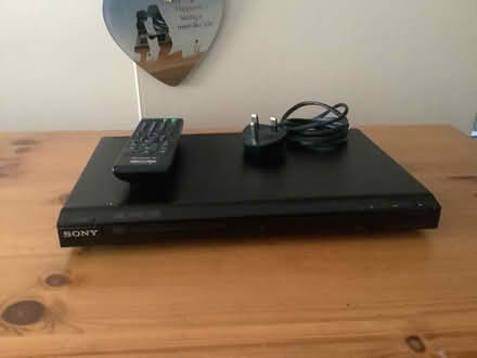 Photo of free Sony DVD player (Leighton Buzzard LU7) #2