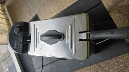 Photo of free Elgento 3 litre deep fat fryer (Seven Kings IG3) #3