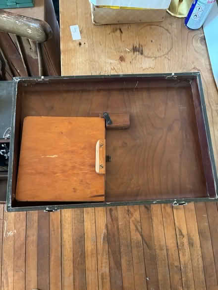 Photo of free Vintage singer sewing machine (Rowlands Castle PO9) #2