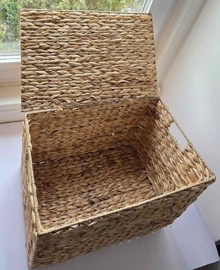 Photo of free Wicker storage basket with lid (Oxgangs EH13) #2