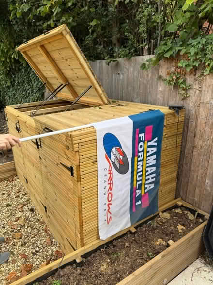 Photo of free Giant F1 Grand Prix flag (Caversham RG4) #1