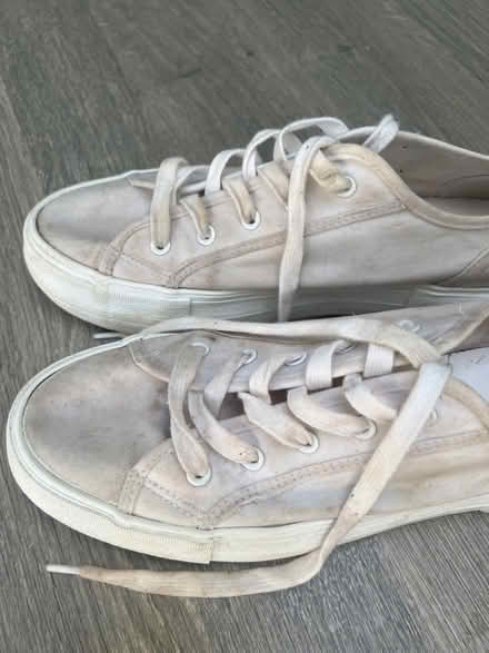 Photo of free White Canvas Shoes. Size 40. (Southsea PO4) #2