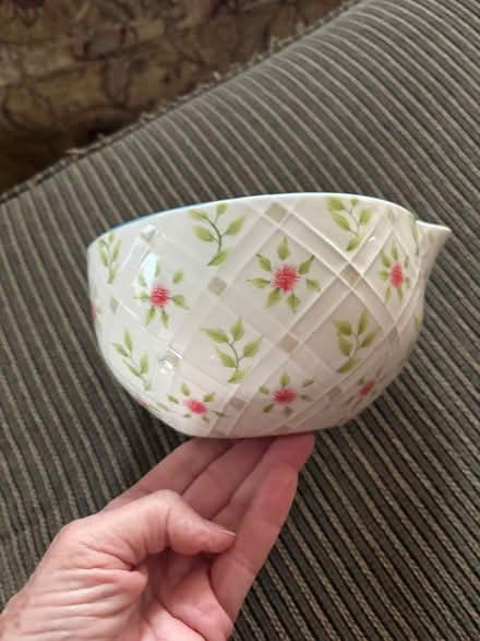 Photo of free Small mixing bowl (Drexel Hill) #2