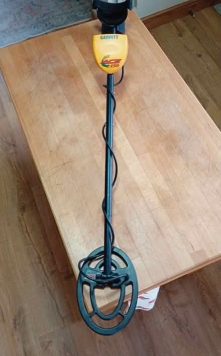 Photo of Metal detector please🤞 (St Albans AL2) #1