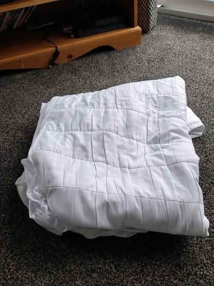 Photo of free single mattress protector (Kendal LA9) #1