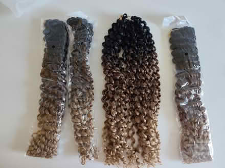 Photo of free Hair extensions X4 packs (Streatham hill SW16) #1