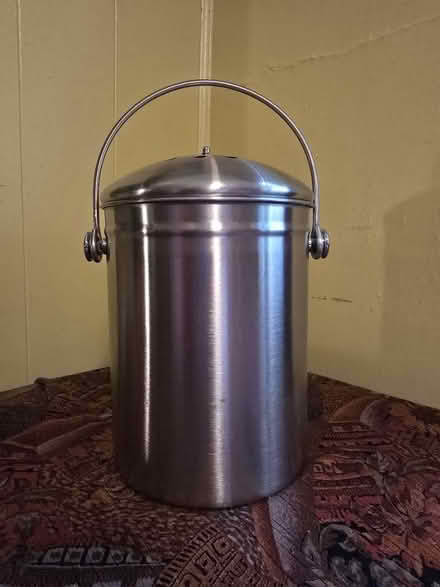 Photo of free Countertop Compost Bucket (West 7th) #1