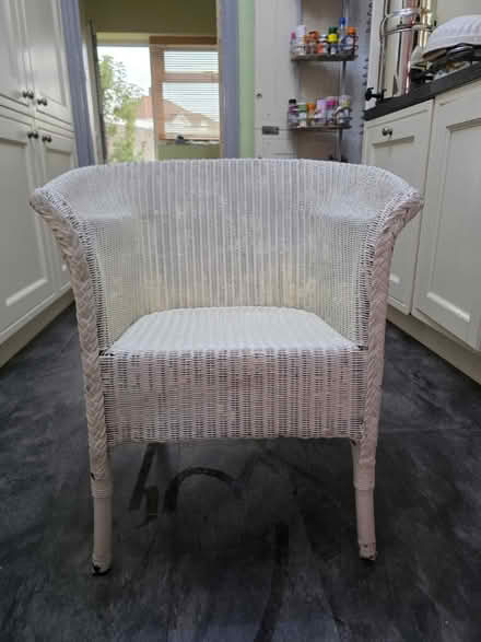 Photo of free Vintage white wicker chair (Mottingham SE9) #2