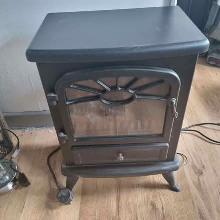 Photo of free Small Black Imitation Log Burner Electric (Kendal LA9) #1