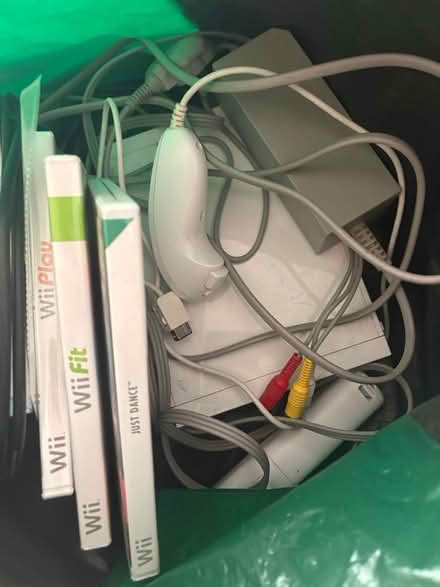 Photo of free Wii console and games (Withdean) #2
