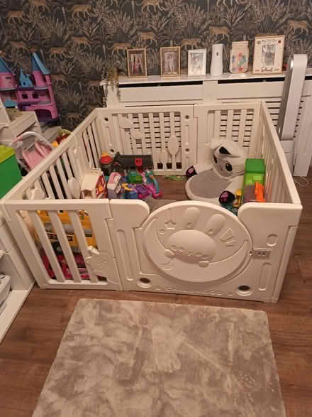 Photo of free Playpen (Droylsden M43) #3