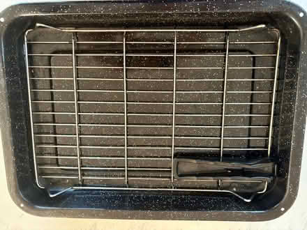 Photo of free Enamelled Grill Pan (St. Margaret's at Cliffe CT15) #2