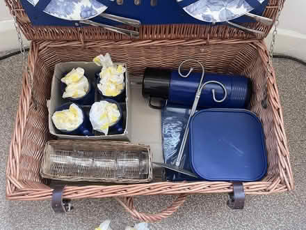 Photo of free 4 person picnic hamper - complete (Weoley Castle B29) #4