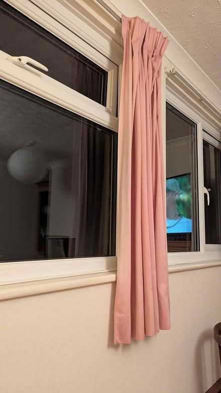 Photo of free Pink curtains (Silverhill park TN34 2) #1