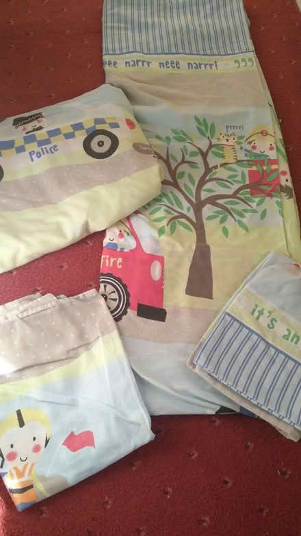 Photo of free 2 single duvet covers,2 pillow slip (East Peckham, Kent TN12) #1