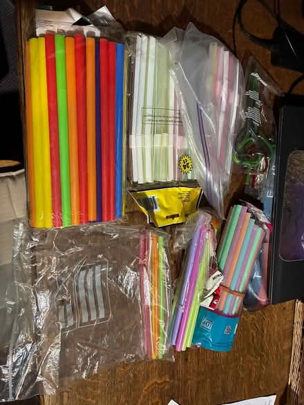 Photo of free lots of wide straws (Rockville) #1