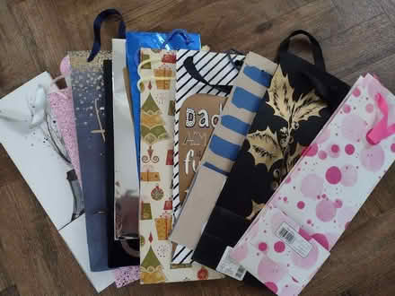 Photo of free 14 x bottle gift bags (Pokesdown BH5) #1