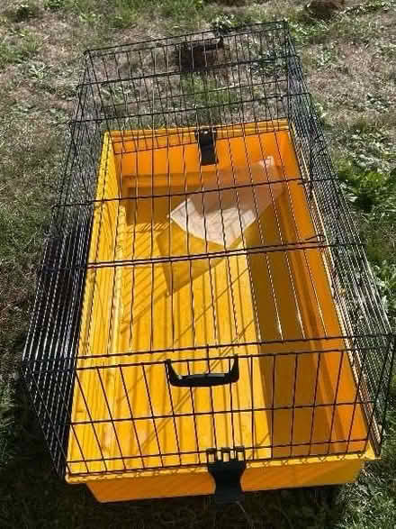 Photo of free Indoor guinea pig cage (Garsington OX44) #1