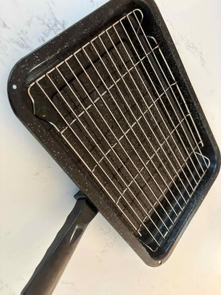 Photo of free Enamelled Grill Pan (St. Margaret's at Cliffe CT15) #1