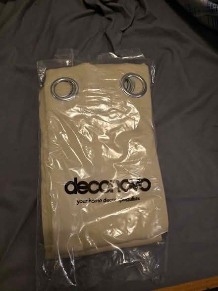 Photo of free thermal curtains 46*54 inch (Carshalton SM1) #1