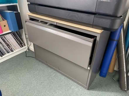 Photo of free Metal drawer storage unit / Filing cabinet (Steep GU32) #2