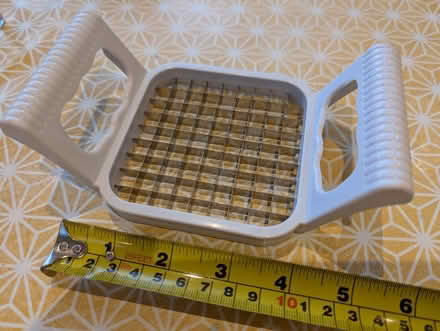 Photo of free Vegetable/fruit cutter/slicer (Fiveways BN1) #1