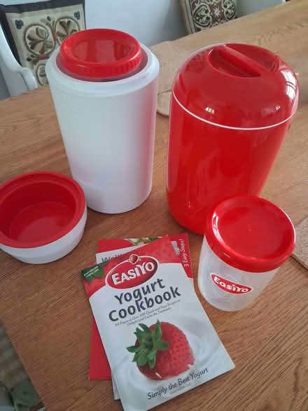 Photo of free Yoghurt makers (Cogges OX28) #2