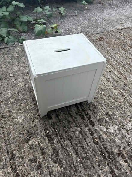 Photo of free Storage seat/stool (Radstock BA3) #1