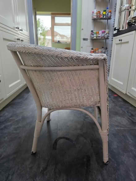 Photo of free Vintage white wicker chair (Mottingham SE9) #4
