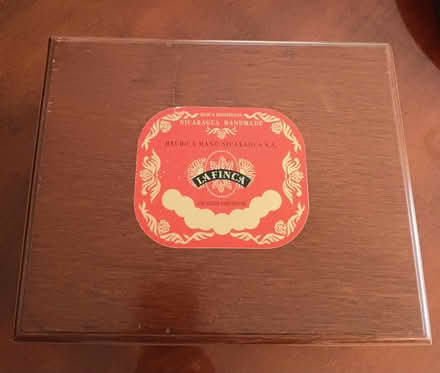 Photo of free La Finca cigar humidor (Falls Church) #2
