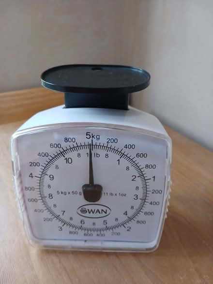 Photo of free Kitchen weighing scales without top (Castle MK40) #1