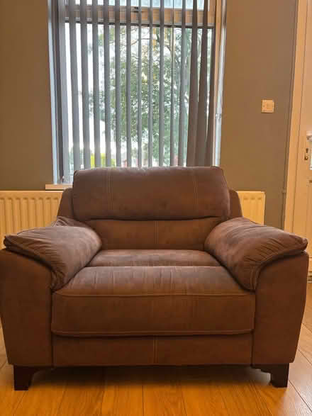 Photo of free One Seat Sofa Chair (Tamworth B79) #1