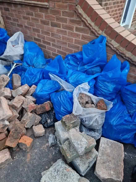Photo of free Bricks and hardcore (Warstones WV4) #1
