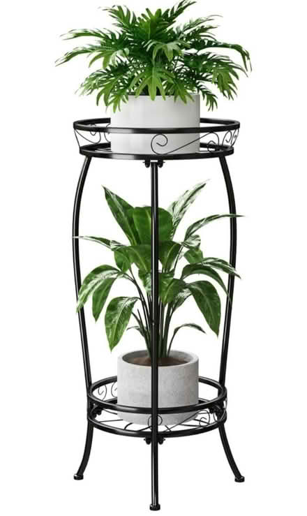 Photo of Plant stand (St Claire Gardens) #1