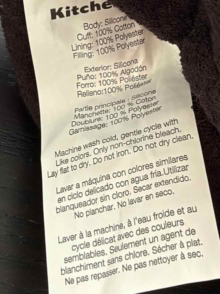 Photo of free Oven gloves, brand new (Near Addenbrookes CB1) #2