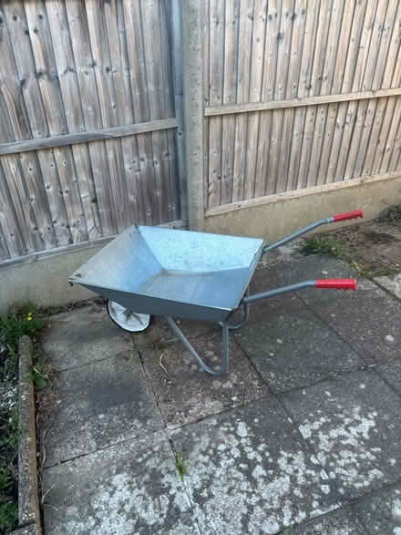 Photo of free Wheel barrow (Hertsmere WD6) #1