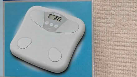 Photo of free Bathroom Scales (TW1 Twickenham) #2