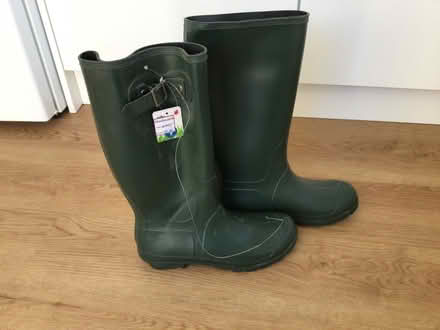 Photo of free Brand new Wilco Wellington Boots size 9 (Arlesey SG15) #2