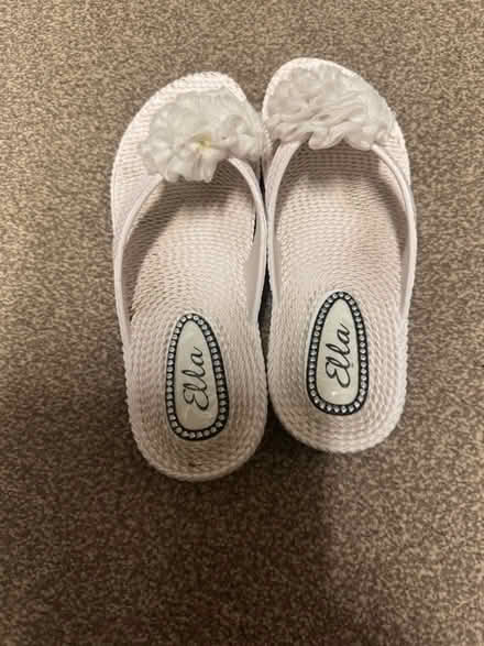 Photo of free 3 pairs of summer slippers & sliders. (Elm Park RM12) #1