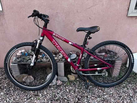 Photo of free Trek 3700 13" bike (Cerrillos & St. Francis) #1