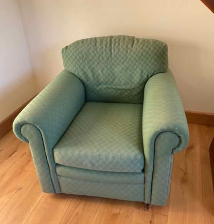 Photo of free 3 Piece Suite (Suckley WR6) #2