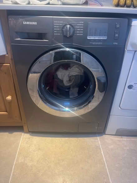 Photo of free Samsung washing machine (Long Ditton KT7) #1