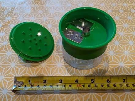 Photo of free OXO vegetable/fruit spiralizer (Fiveways BN1) #2