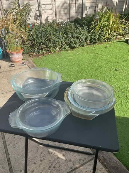 Photo of free Pyrex Dishes (RG30 Tilehurst) #1