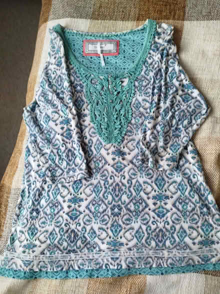 Photo of free Womens tops x 4 (Jericho BL9) #2