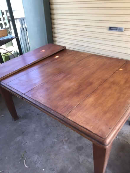 Photo of free Solid dining table (5 Madden Street Fernhill 2519) #2