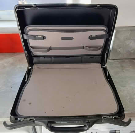 Photo of free Samsonite brief case (Pagham PO21) #3