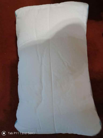 Photo of free Simba hybrid pillow (Minster Lovell) #1