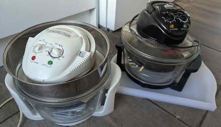 Photo of free A pair of halogen ovens and trays (Lodgemoor (S10)) #1