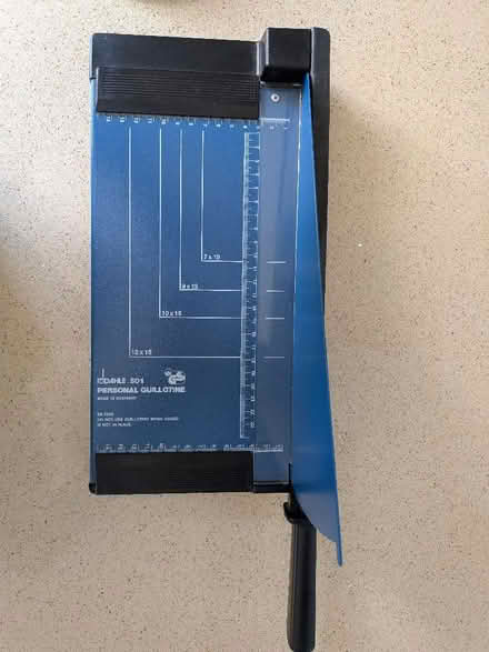 Photo of free Craft guillotine (Earlsdon CV5) #1